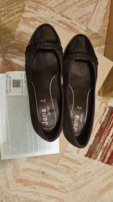 Обувки  нови  Jana