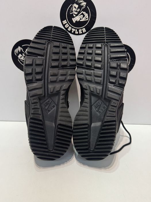 Маратонки NIKE AIR  HUARACHE . Номер 40