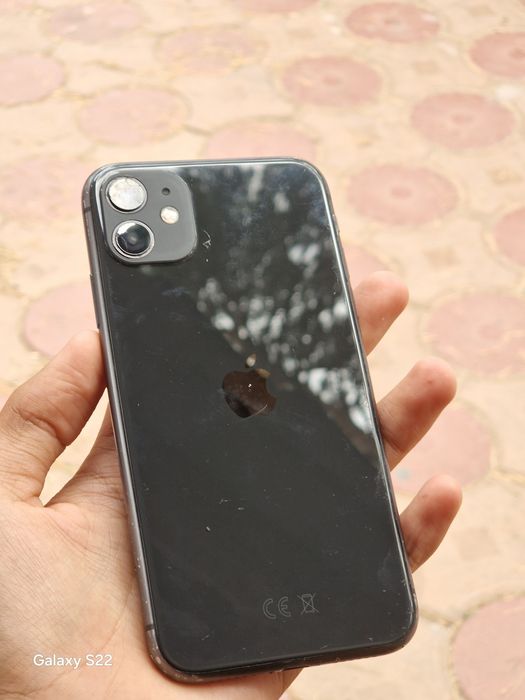 Apple iPhone 11.