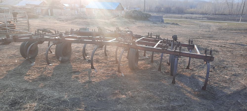 Продам культиватор пропошной на Кировец