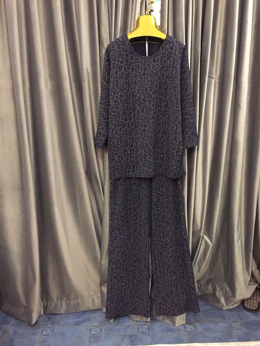 Костюм брючный размер 52-54