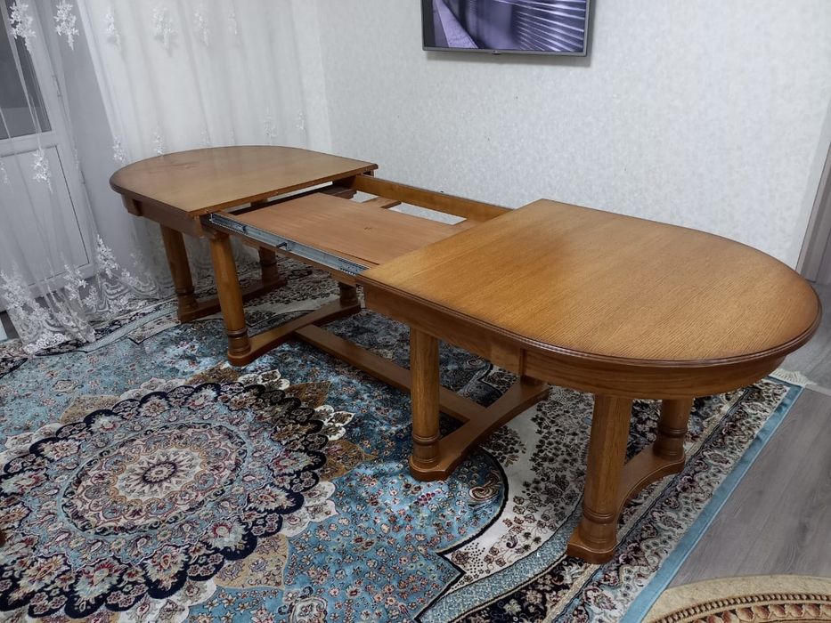 Дубовый стол "Атлант Р"