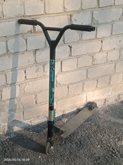 продам трюковой самокат