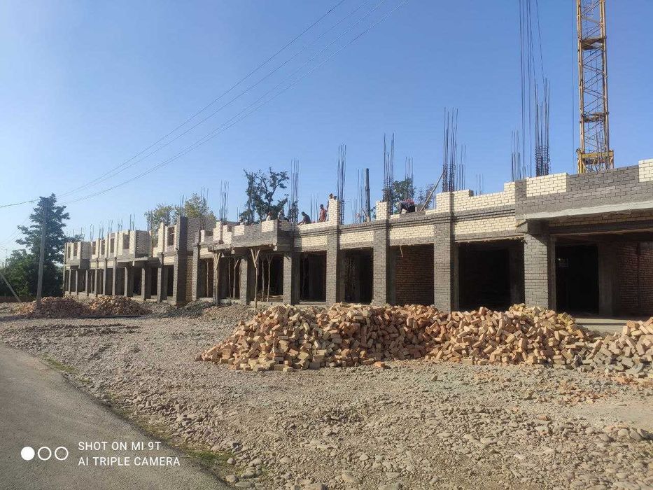 Девелоперам. Срочно. В Центре земля под застройку. Ангрен.