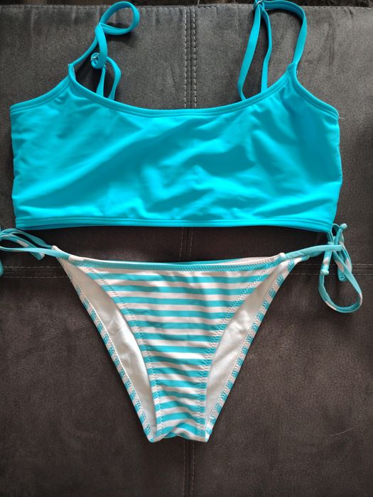 Costum baie in stare foarte buna