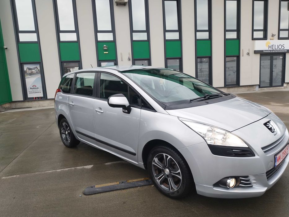 Peugeot 5008 - motor 1,6 hdi - an 2010 - 7 locuri