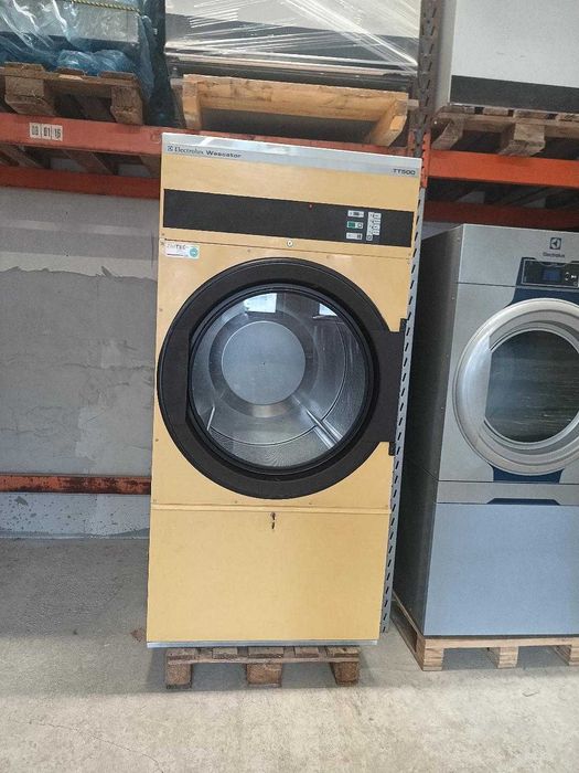 Uscator industreial textile