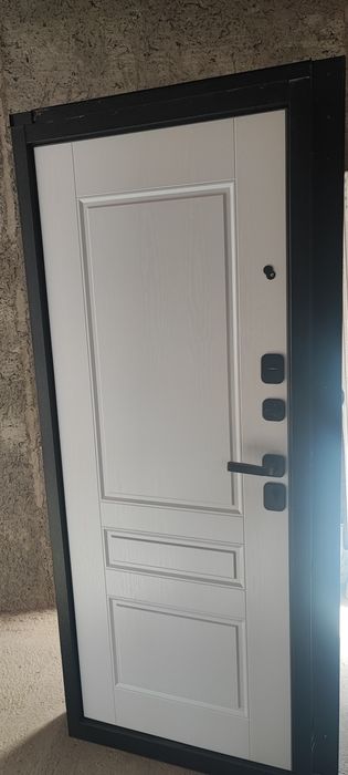 Eshik . Tashqi kirish xod uchun