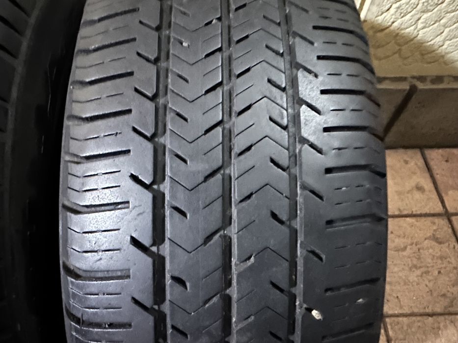 Vand 4 C-uri    Michelin Agilis 150 lei bucata
