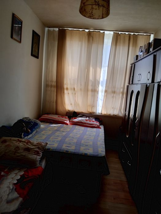 Garsoniera de vânzare