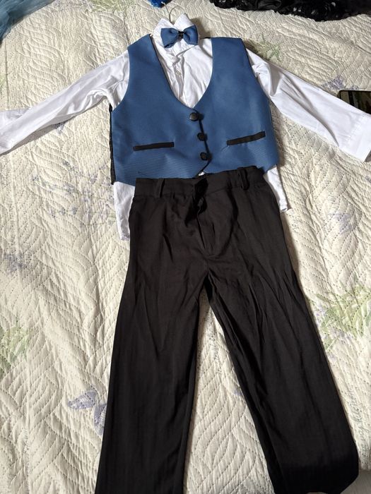 Дестски костюми