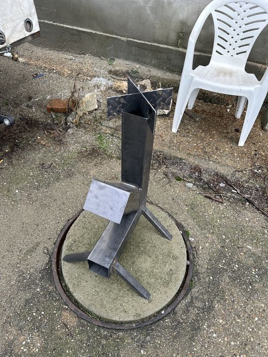 Soba racheta, ideala pentru gatit in natura.