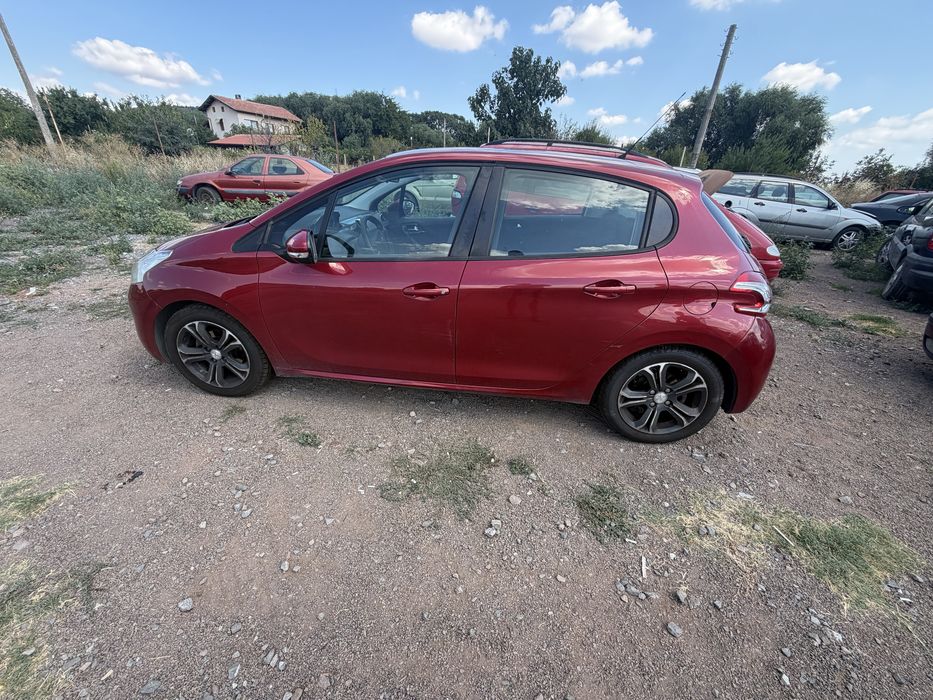 Пежо 208 1.4 VTi 16V 95 к.с. EP3C 2014г. на части
