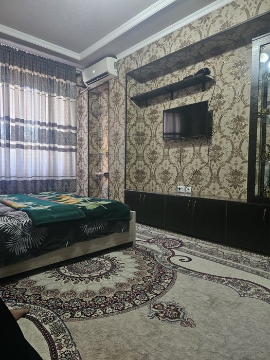 Аренда 2.хонали  метро беруний оилага берилади