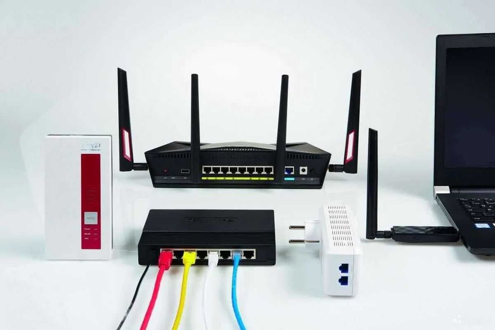 Комплект интернет 4g в частный дом. Усилитель сигнала 5g wifi. Wifi интернет оборудование. Маршрутизатор для локальной сети. Wifi интернет оборудование.