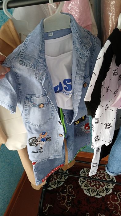 Bolajonlar Kiyimlari. Yangi.