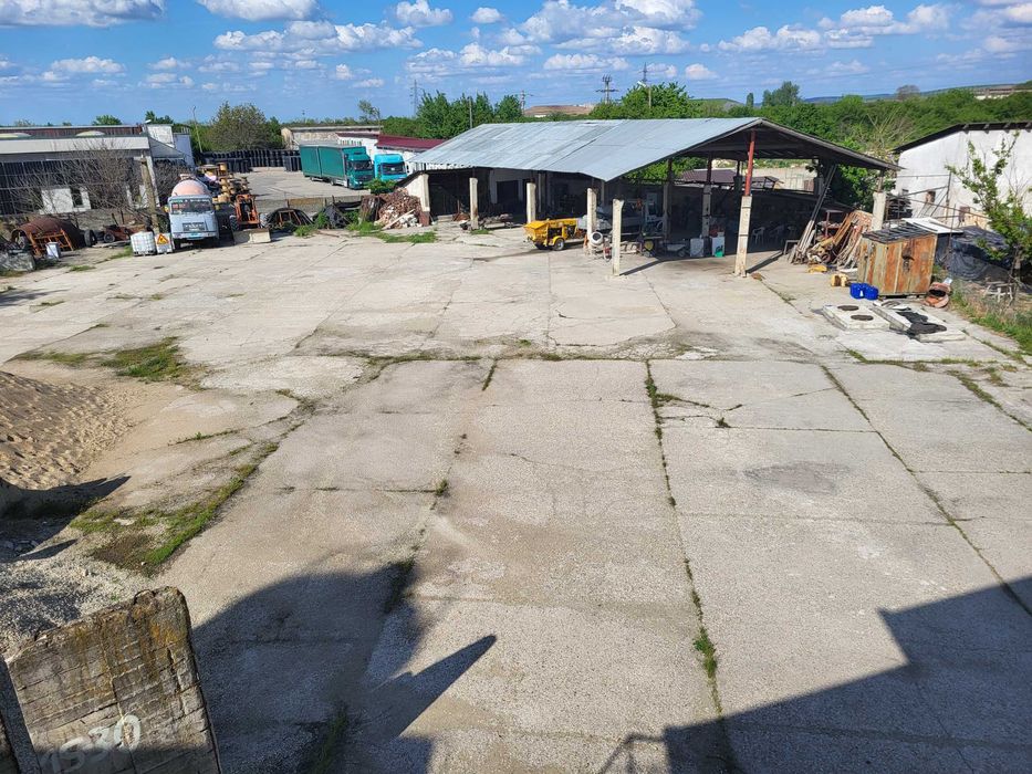 Inchiriez platforma betonata 3000mp, hala deschisa 200mp, statie beton