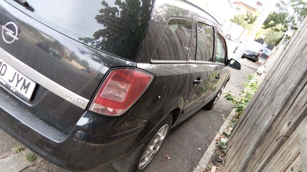 Opel Astra H 2009 1.7 cdti