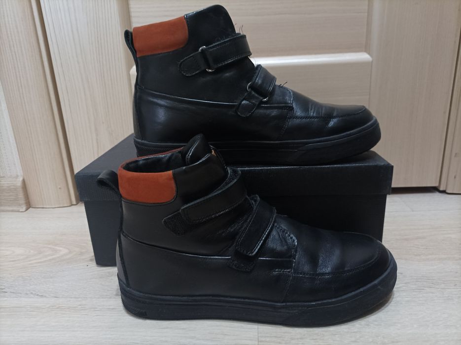 Продам мужские сапоги город астана