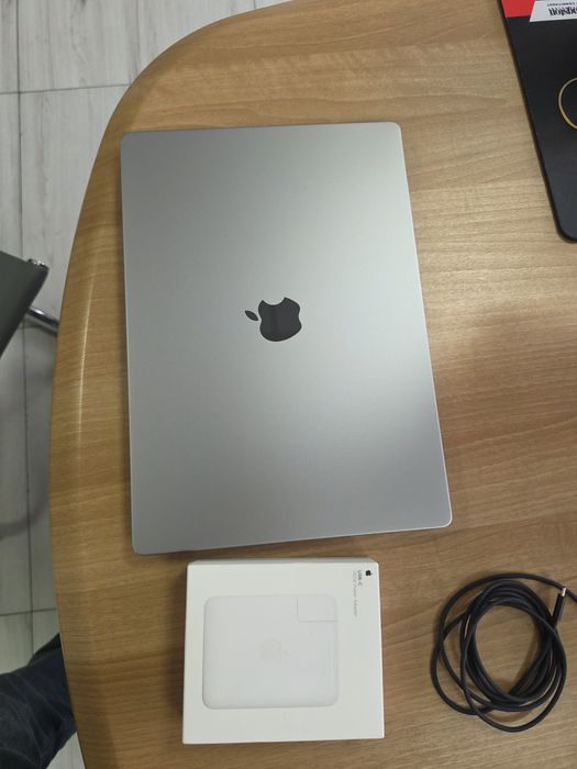 MacBook Pro 16 M1 Pro 16GB/512GB Space Gray (90% емкость, 190 циклов)