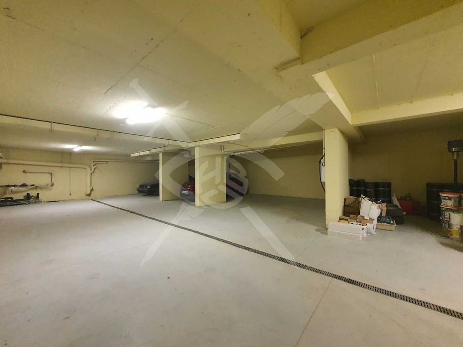 Продава се Тристаен апартамент в София, Разсадника - 144 кв.м за 2100 €/кв.м - Снимка #8