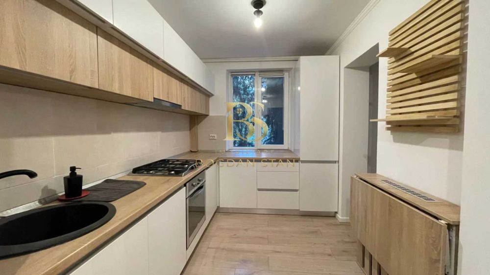 Apartament de inchiriat
