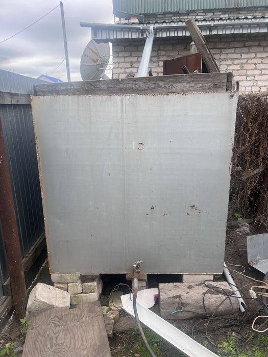 Продам емкость СРОЧНО