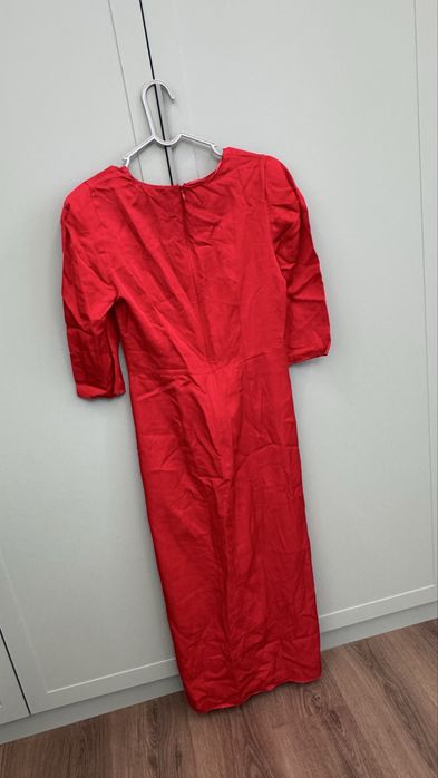 Новое  платье красивое . Дешево