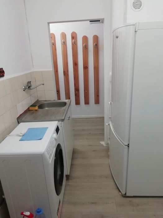 Inchiriez apartament cu 2 camere zona Afi Brasov