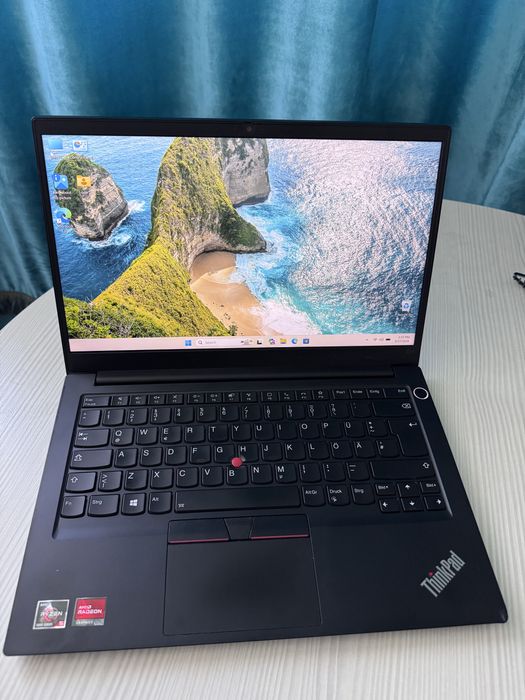 Laptop Lenovo ThinkPad E14• Ryzen 5500 • 8Gb • 240 SSD • slim • metalic