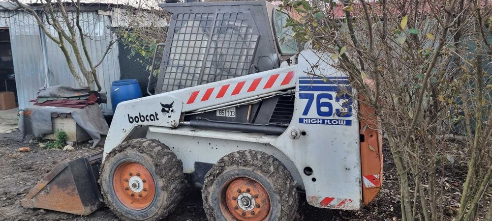 Inchiriez Masina de legat fier, drujba beton, Rigla vibranta 3 m-Lipa