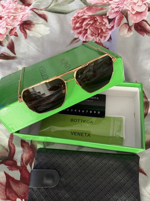 Ochelari soare Bottega Veneta unisex!