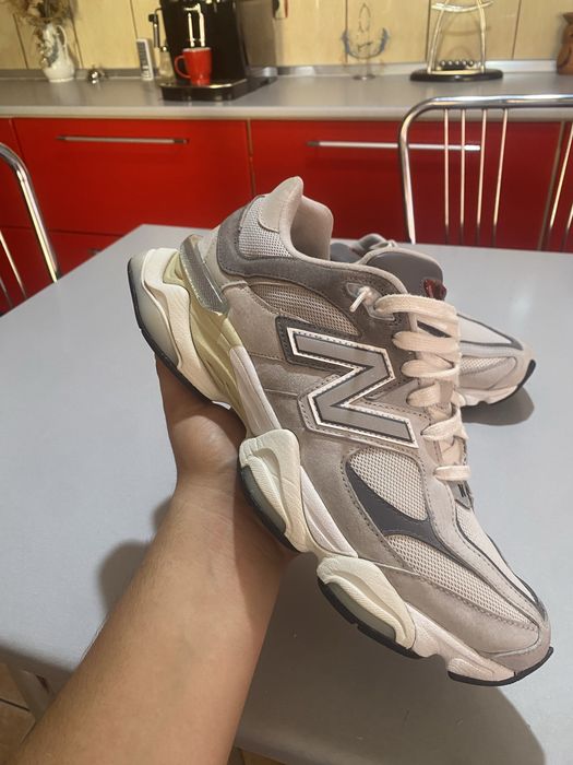 New Balance 9060 Grey