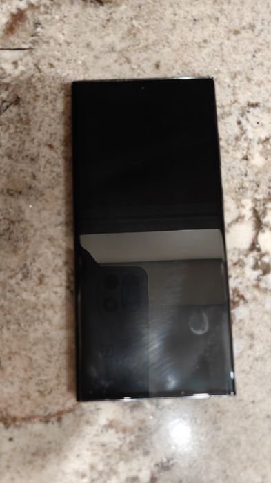 Продавам Samsung S23 Ultra 512GB Green