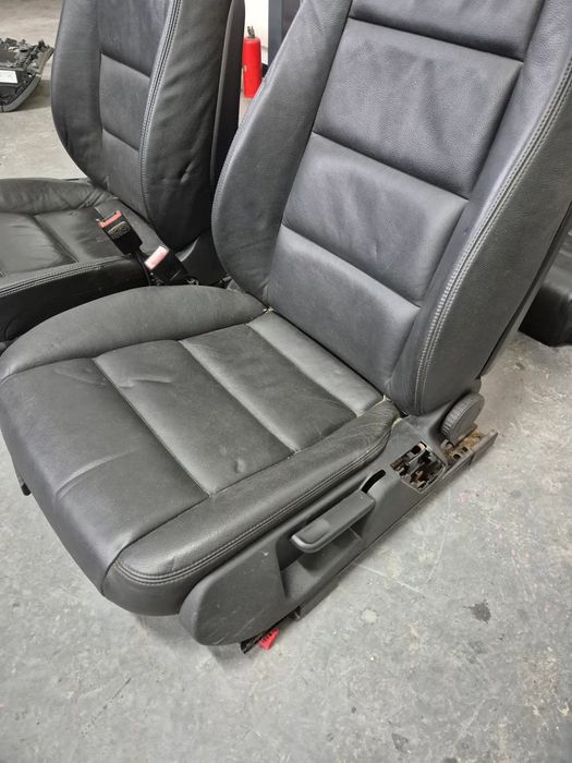 Interior /Tapiterie din piele cu incalzire/Cotiera Audi A6 C6 berlina