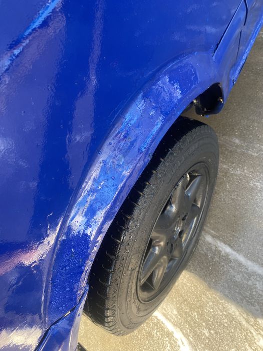 3300€ vand sau schimb mercedes vito 150 de cai