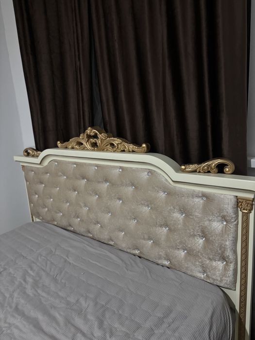 Кровать двухспальная