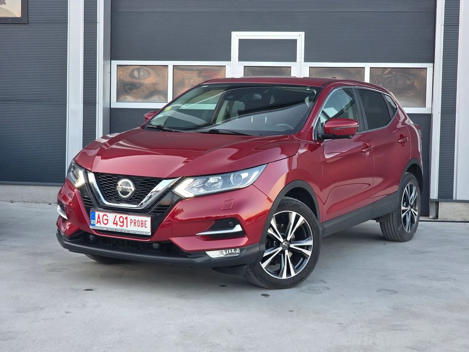 Nissan Qashqai 1.5 dci 116 cp navi jante  camere 360  keyless