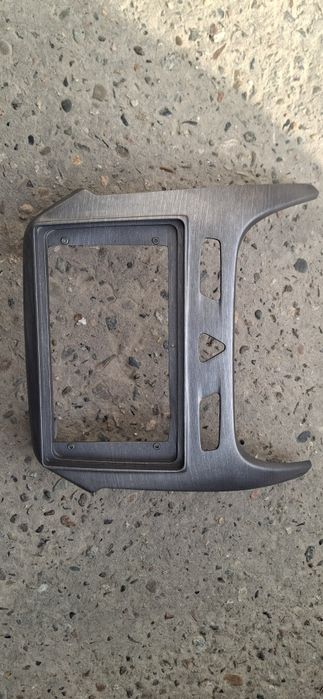 Продам рамку для Teyes от кобалта 9 размер  с аквапринтом