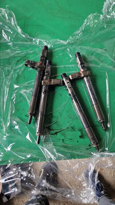 Дюзи Mercedes OM 646 DELPHI