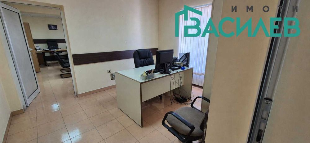 Продава МНОГОСТАЕН град Перник, Изток
