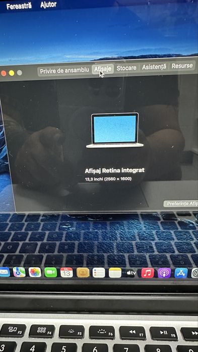 Laptop macbook pro 13. 2016. Intel i5-16gb ram-SSD 256gb