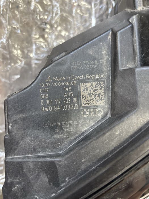ляв фар за audi a4 b9.5 фейс 8W0941033D