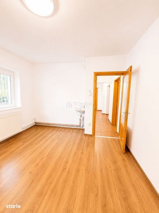 Spatiu comercial/birouri Calea Bucuresti7 zona Judetean