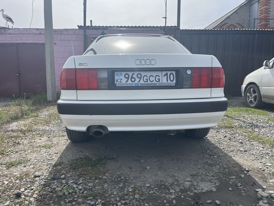 Продам ауди 80 б4