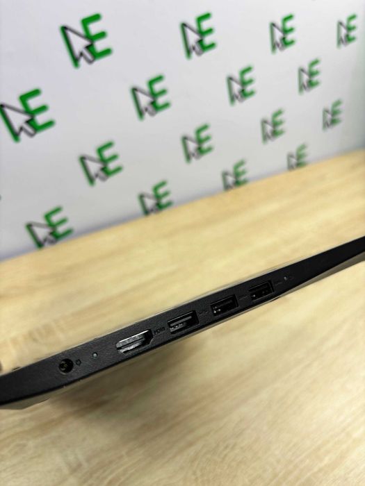 Lenovo IdeaPad S145-15IKB 15'6 / Core i5-7200U / 8 GB / SSD 120 GB
