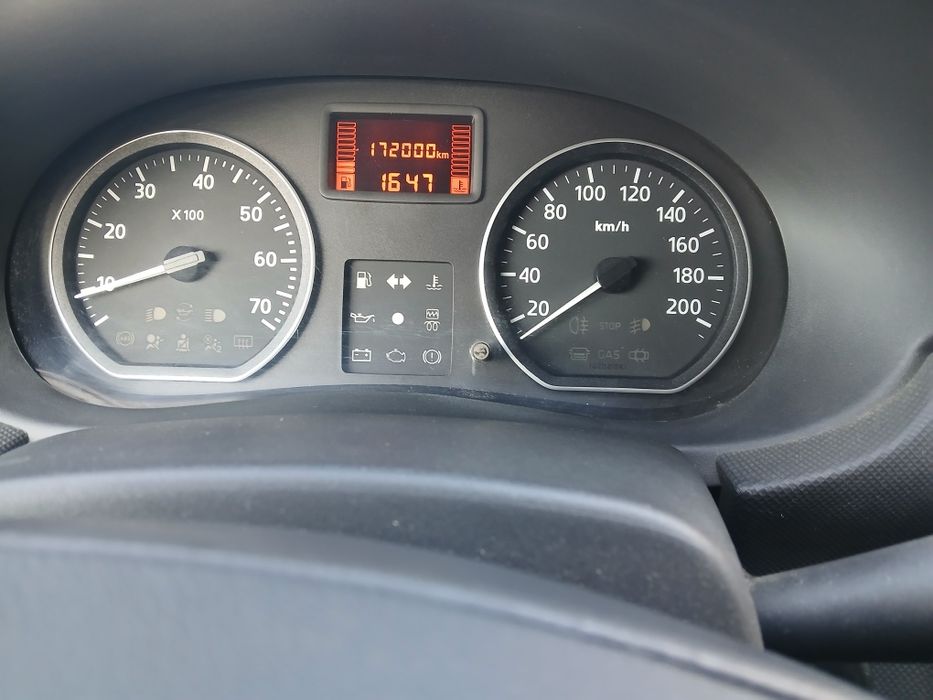 Dacia Sandero stepway  1.6 benzina 2011