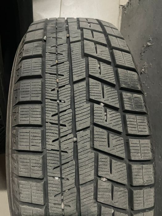 Yokohama 225/60 R17