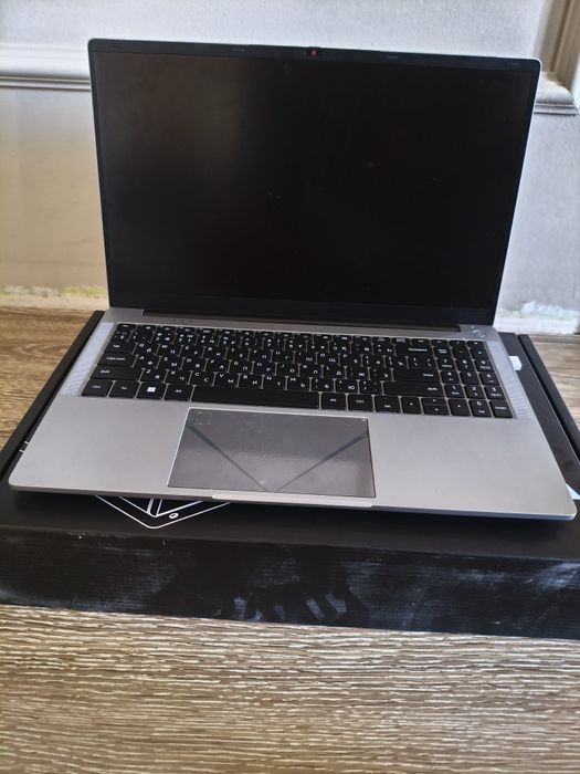 Рабочий ноутбук fyria