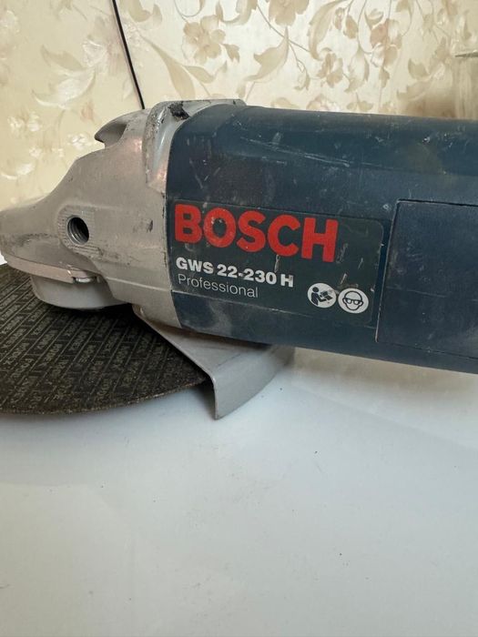 Болгарка марки Bosch 22-230 Н